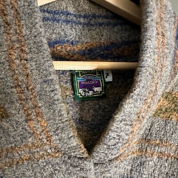 Vintage wool sweater - Picture 3 of 5